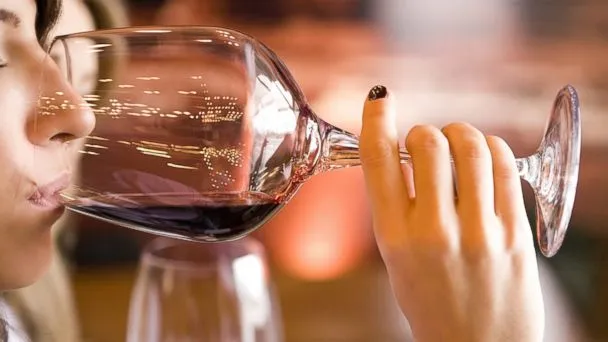 Estudo mostra que beber vinho faz bem aos rins