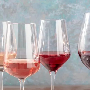 Cor do vinho: entenda o que as tonalidades representam