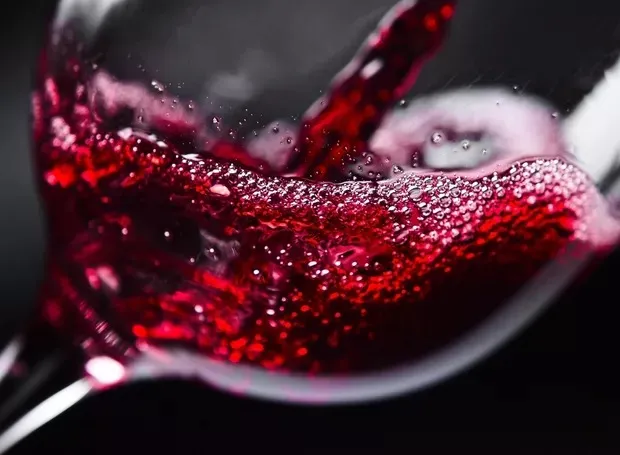 É fã de vinhos? Conheça 15 mitos e verdades sobre a bebida