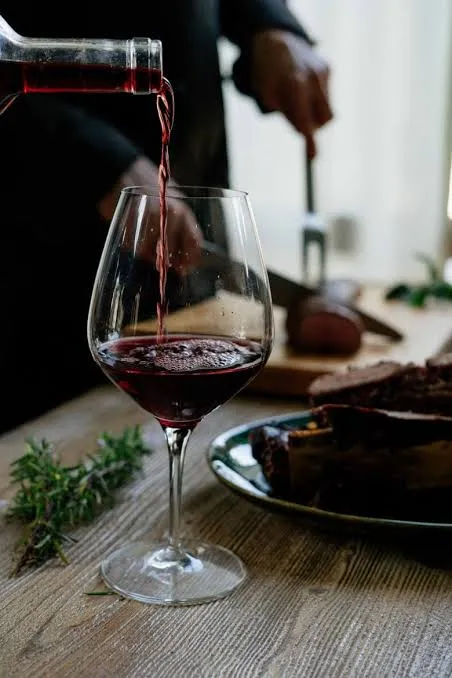 Como pedir vinho em restaurante sem medo de errar